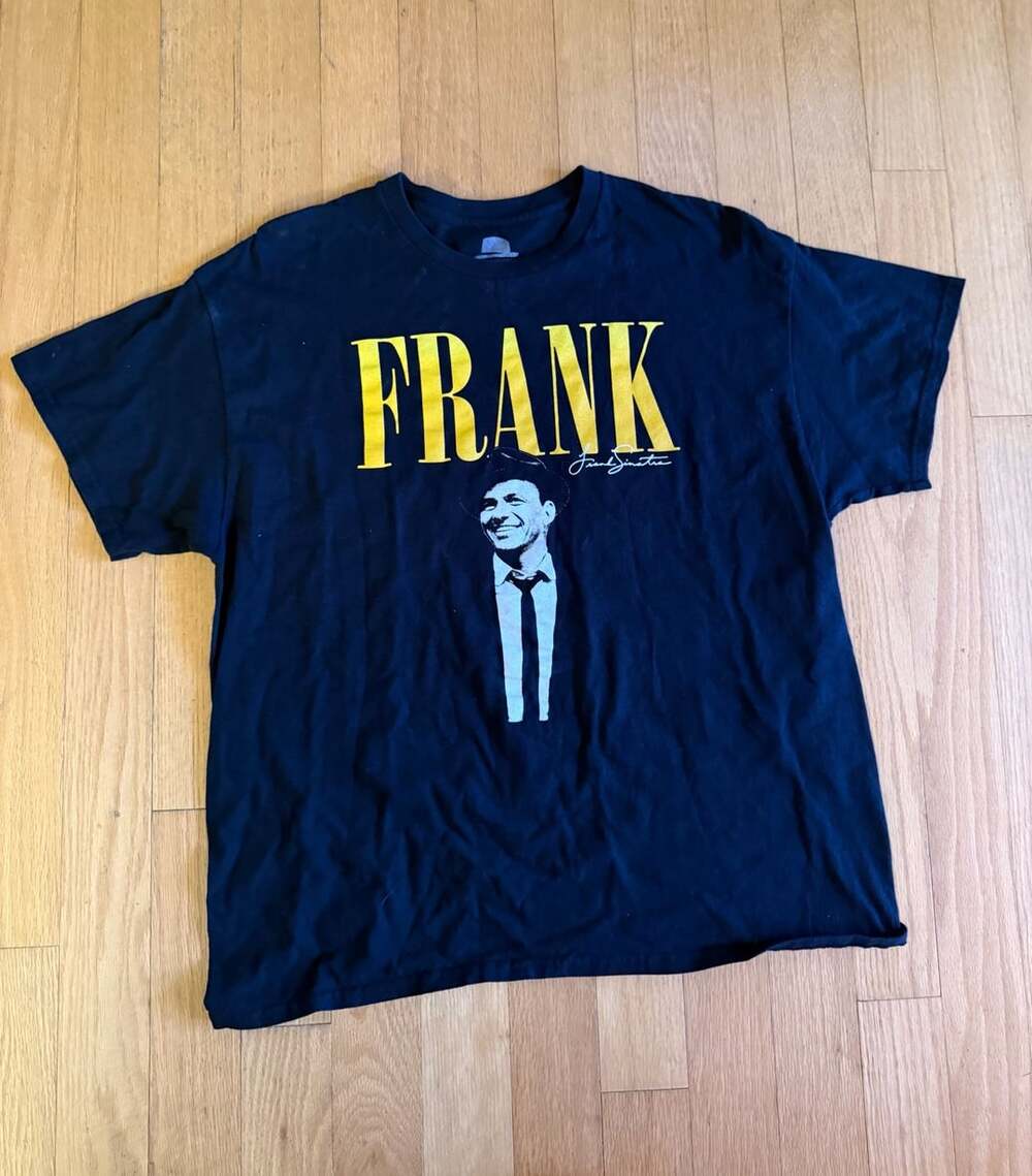 Frank Sinatra Frank Black T-Shirt Size XL